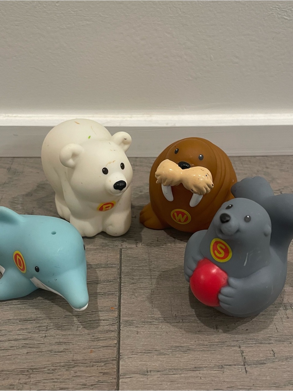 16 Fisher Price Little People Alphabet Animals - Picture 10 of 12